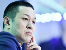 【小鱼Poker】超奔驰宝马!李斌回应蔚来拿下新能源售后满意度第一