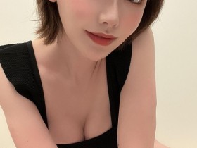 【小鱼Poker】AV霸主深田えいみ(深田咏美)也要斜杠!拍片之余猛健身,巨乳细腰战力超强!