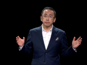 【小鱼Poker】岚图追光L上市 华为乾崑+800V插混系统 27.99万元起