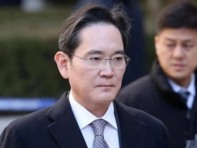 【小鱼Poker】李在镕股票市值一年新增近14万亿韩元 靠三星系股份