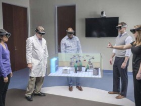 【小鱼扑克】混合现实(MR)+全息投影:沉浸式百家乐将如何改变未来互动娱乐体验?