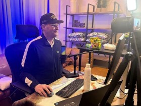 【小鱼Poker】Phil Hellmuth牌桌上爆猛料:参与100亿美元竞标NBA新军,球队或定名“隐形人”